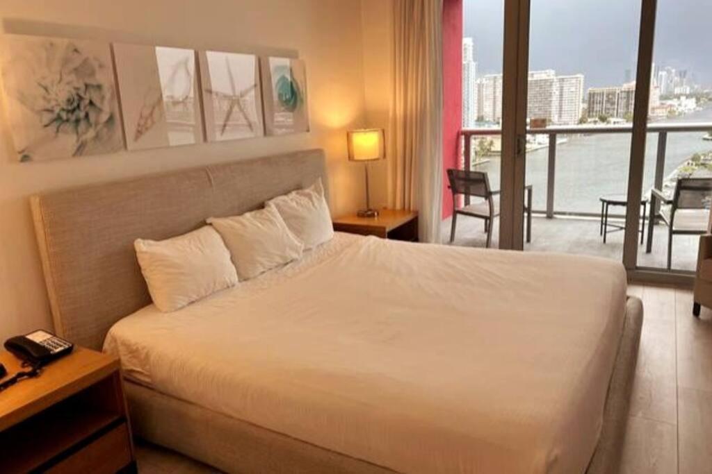 Beachwalk 1B 1B Incredible View Apartment 14 A Hallandale Beach Exterior photo